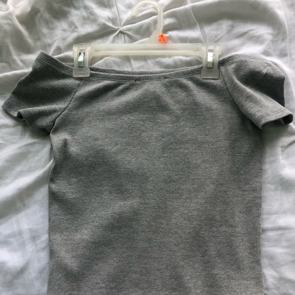 This shirt is for forever 21 and size M